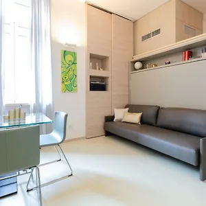 Design - Porta Romana Apartment